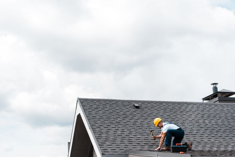 Specialized Roof Repair Teams
